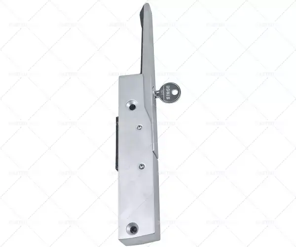 Rukojeť se zámkem 150 mm dlouhá Vzdálenost montážních otvorů 110 mm typ 571 matně chromovaná Super Cena