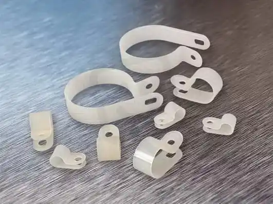 Víkendová Akce wpr1551 kabelová objímka MERIDIAN FIX d6,4 mm (1/4‘‘) přírodní WAPRO MRF-064-PA