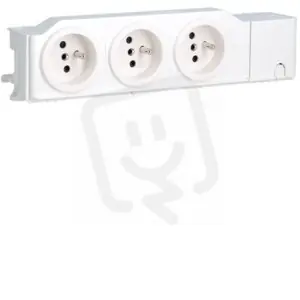 3 násobná zásuvka 230V, otočná o 90°, na DIN lištu/montážní desku HAGER VZ00ASF Autentický