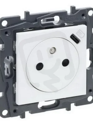 Nízká Cena NILOÉ STEP ZÁSUVKA 2P+T/USB S CLONKAMI BÍLÁ LEGRAND 863138