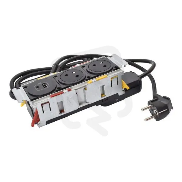 Rychlé Dodání DISQIN 2X2P+T USB A+C ČERNÁ