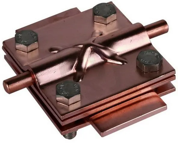 Křížová svorka Cu pro prům.8-10/pásek 30-40mm s mezidestičkou DEHN 321047 Ihned K Objednání