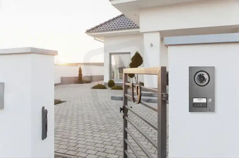 Ověřený Souprava barevného 7‘‘ videotel. pro 2 účast., digitální, dvouvodič, čtečka čipů