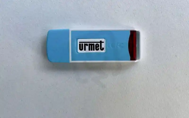 Finální Výprodej Software IP videotelefonu pro PC (USB zařízení) URMET 1060/43