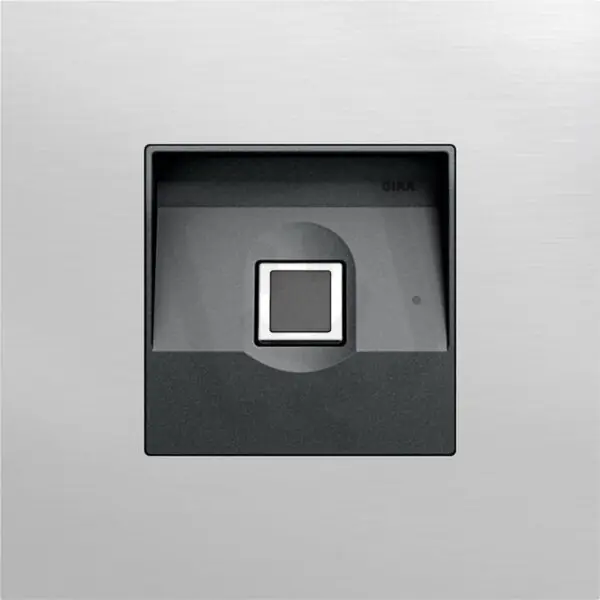 Vysoce Kvalitní mod.otisků prstů Keyless In System 106 hliník GIRA 5551926