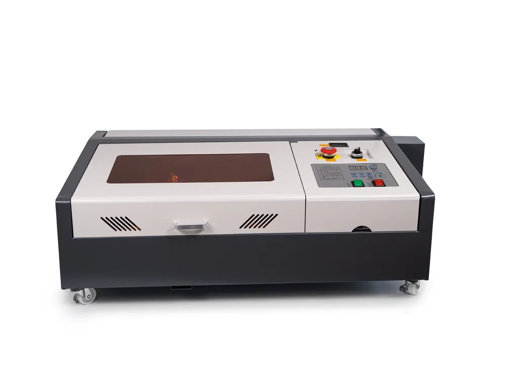 Gravírovací a řezací CO2 laser 50W XM-3020 Novinka